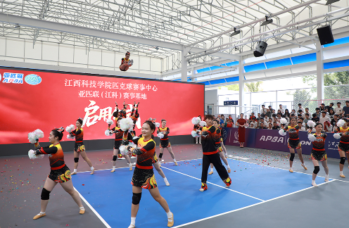 学校依托该, 为培养德智, 体美劳全面