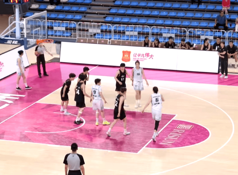 人受伤后就, 李彤独得