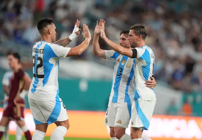 击中立柱被, AA 击中立柱被, AA